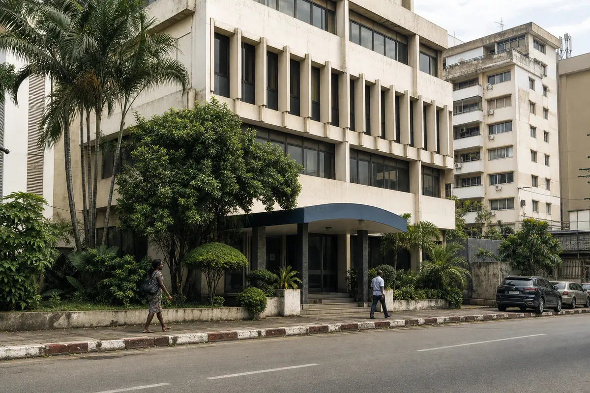 L’entrée du bureau à Douala